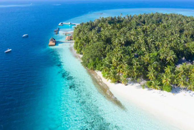 Largest island in the Maldives