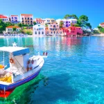 reasons to visit Greece