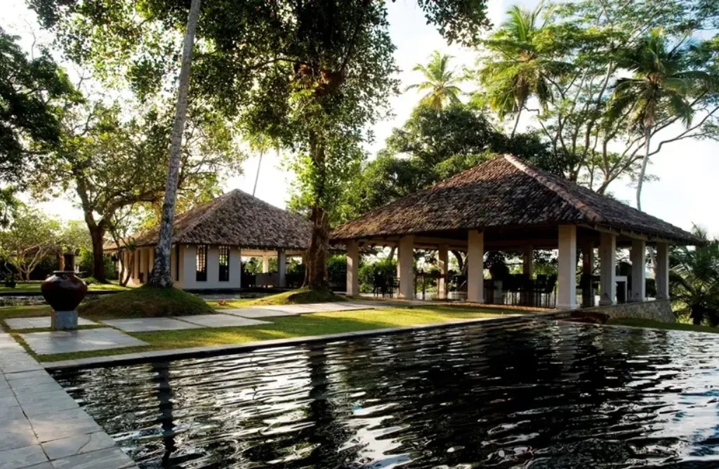 romantic honeymoon hotels in Sri Lanka
